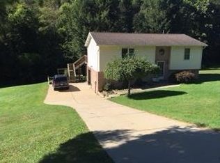 413 Quarry Rd, Washington, PA 15301