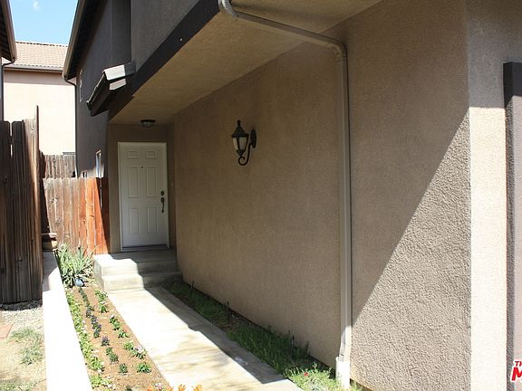 4th image of 14072 Carlton Ln