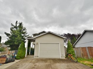 1518 Paradise Dr, Newberg, OR 97132