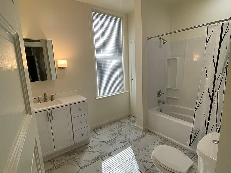 325 S Pacific Ave #2 — Photo 11