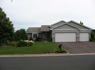 809 Steamboat Ln, Montrose, MN 55363