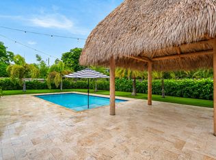 711 Laurel Dr, Lake Park, FL 33403