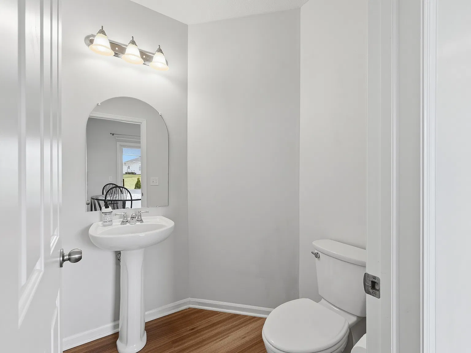 3 bed, 1504 sqft, $2,000 — Photo 3