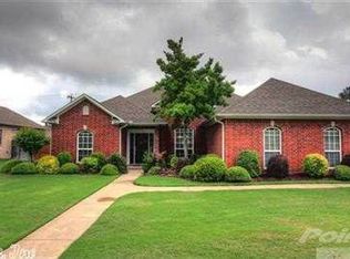 1230 Sea Breeze Dr, Conway, AR 72034