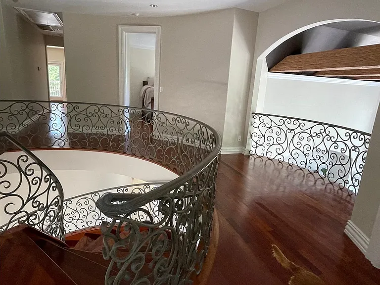 Second floor hall