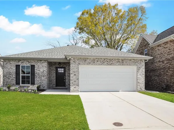 2809 Saint Marie Dr, Meraux, LA 70075