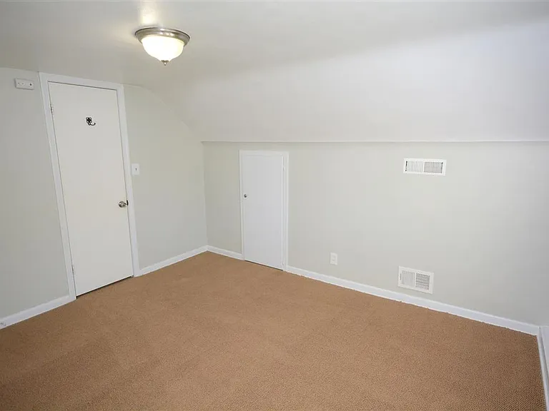 406 High Point Ave — Photo 28