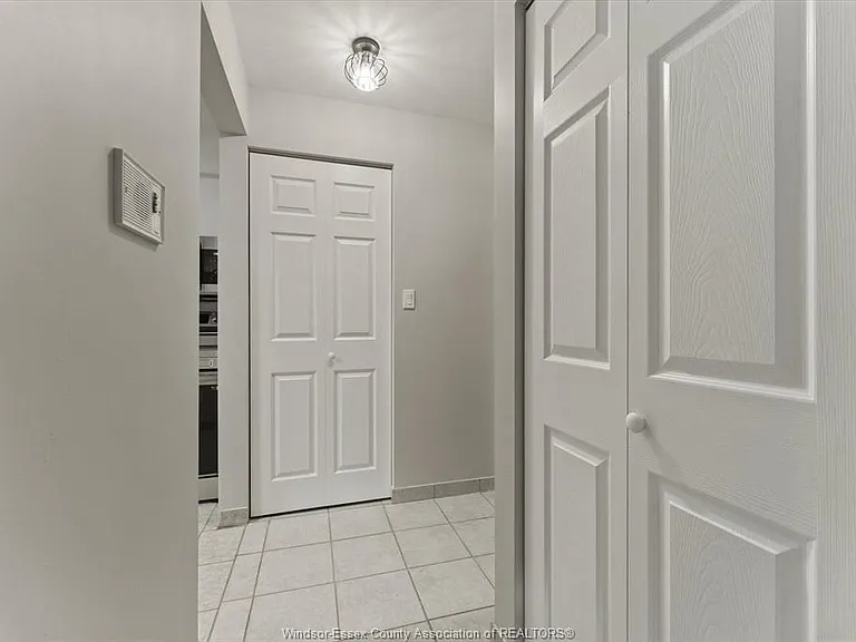 1160 Howard Ave #101 — Photo 18