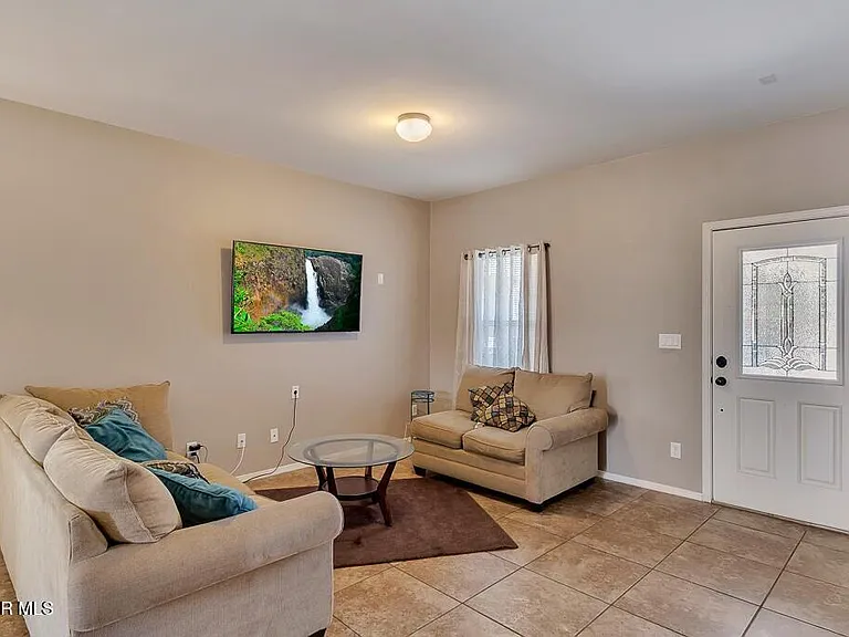 12921 Hueco Cave Dr — Photo 4