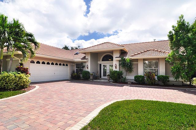 1st image of 28541 Winthrop Cir