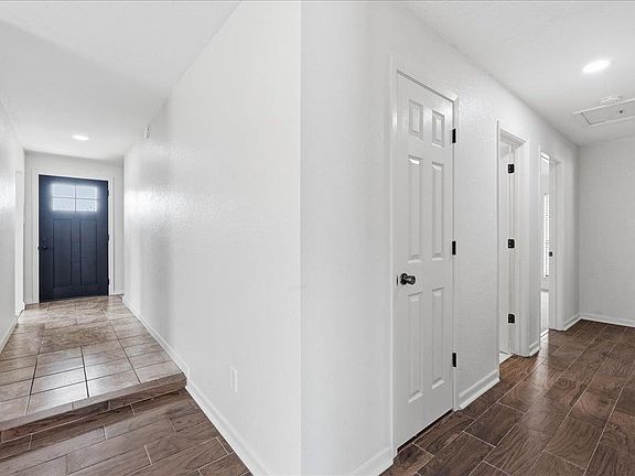 5th image of 7945 Blue Bonnet Ln