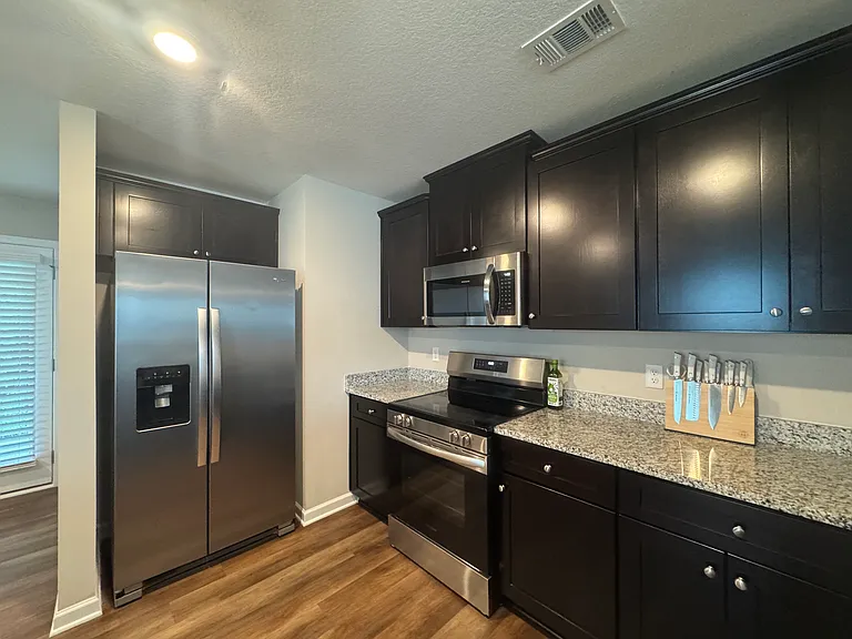 6434 Sandy Bottom Dr — Photo 7