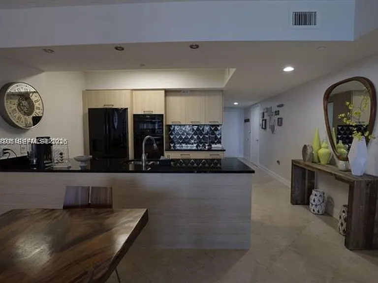 1830 S Ocean Dr #2011 — Photo 13