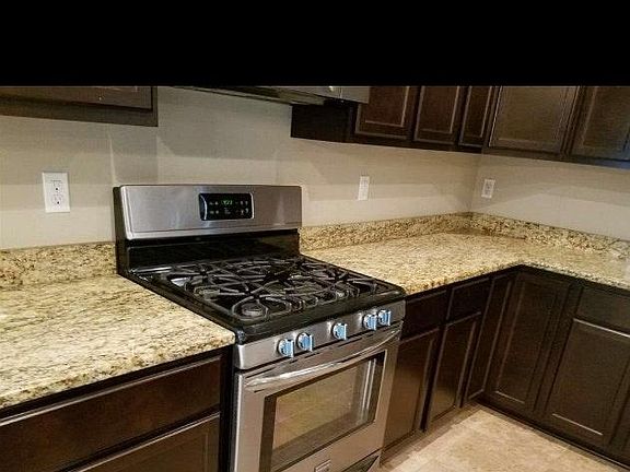 Gas stove