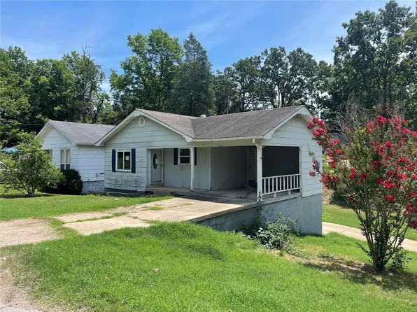 1050 Davis St, Poplar Bluff, MO 63901