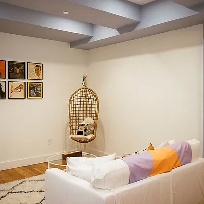 Rented by Nooklyn NYC LLC | media 48