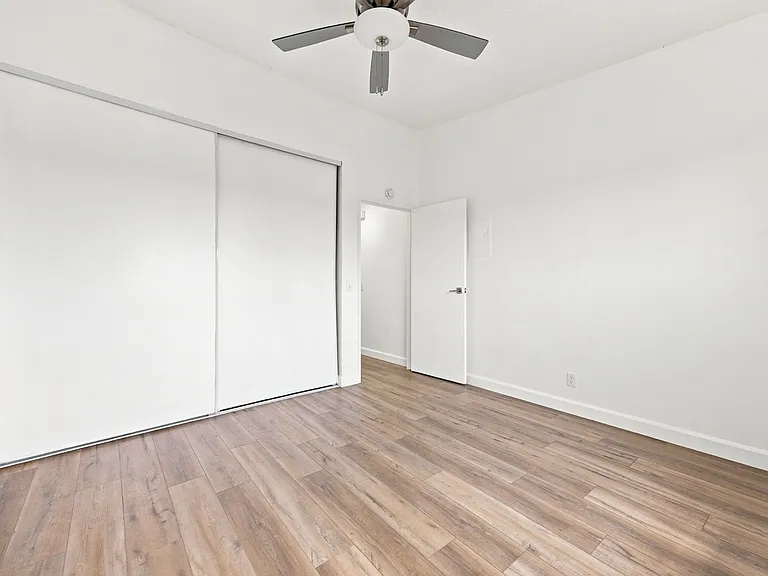 220 E Yucca St #24 — Photo 21