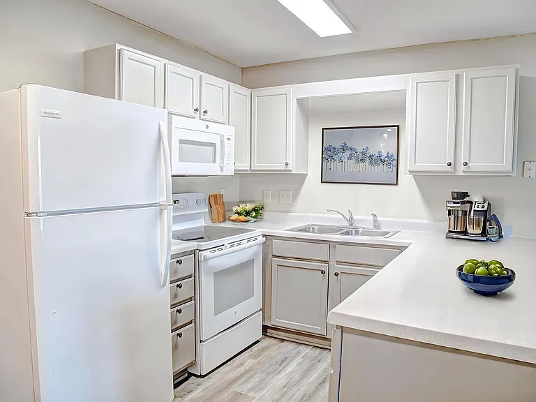 3683 Claypond Rd #C — Photo 35