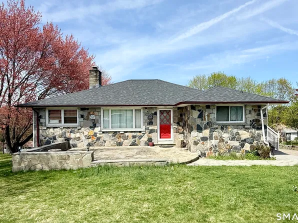 1012 Bunker Hill Avenue, Waterbury, CT 06708