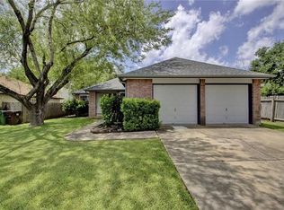 2103 Rosemary Ln, Round Rock, TX 78664
