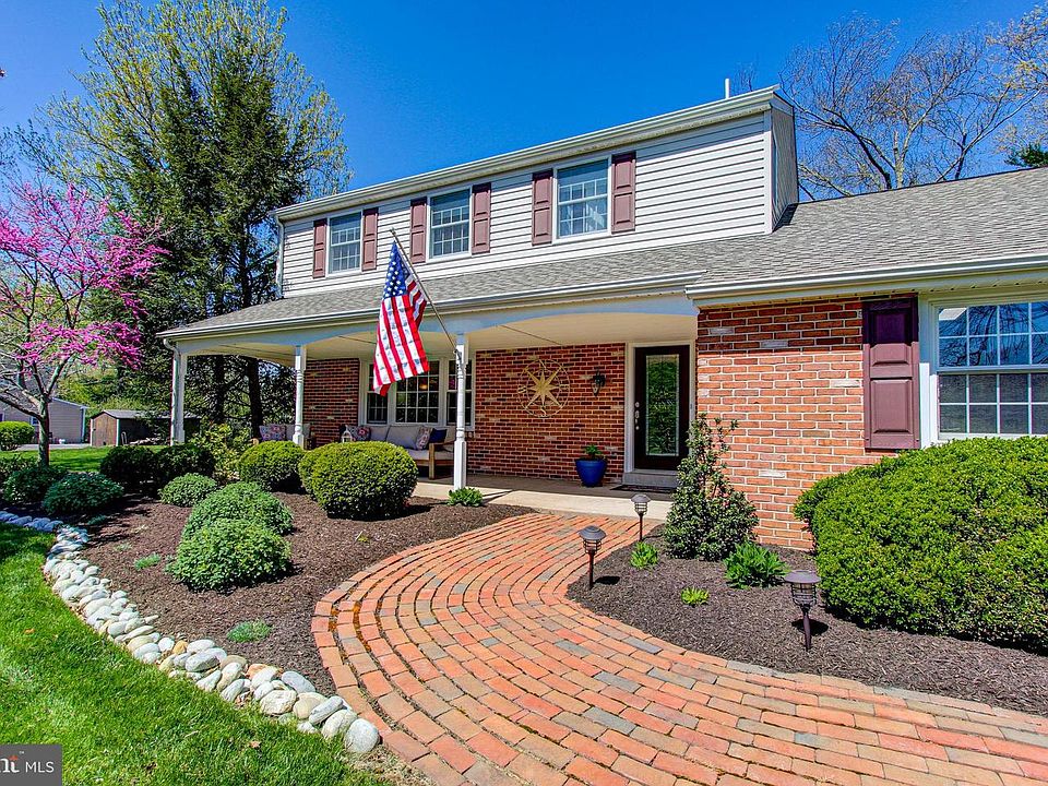 1st image of 3105 Cloverly Dr
