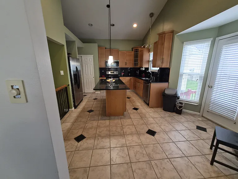 1809 Red Clover Dr — Photo 7