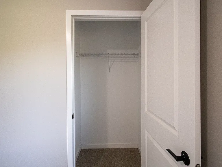 Raegan Estates — Photo 18