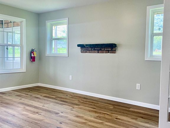 5th image of 162 14th St NE #1