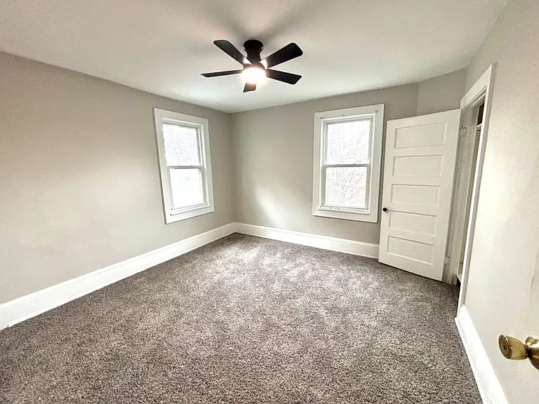 6407 Dibble Ave — Photo 15
