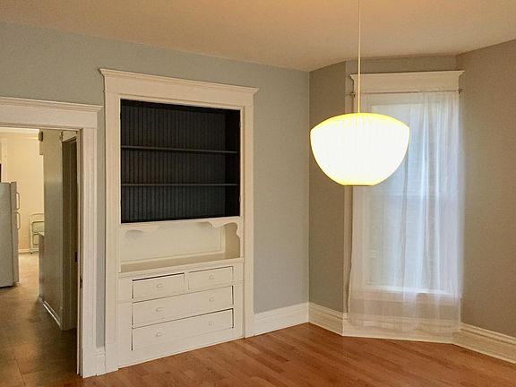 4th image of 3448 W Wrightwood Ave #1