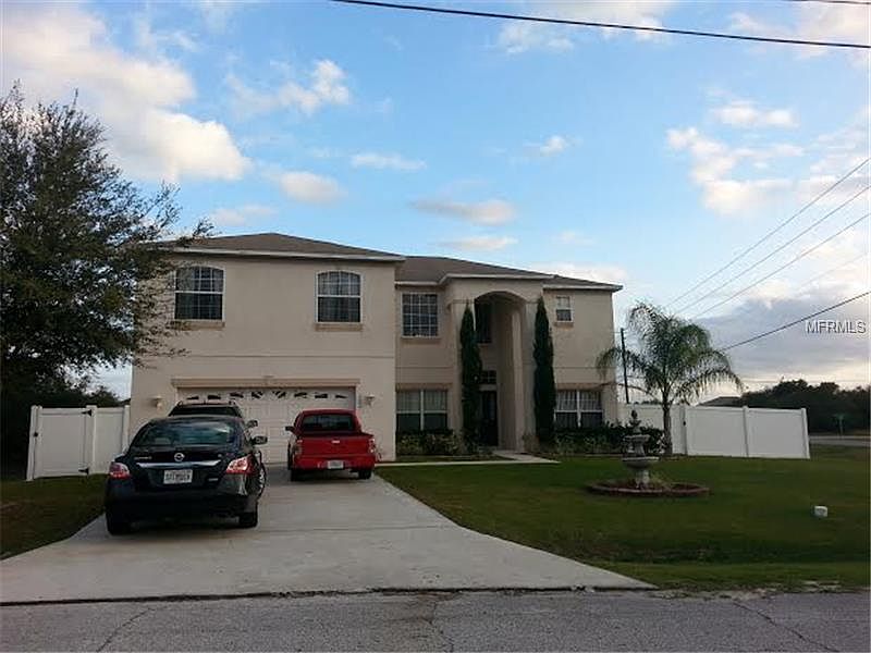 1st image of 102 Big Sioux Dr