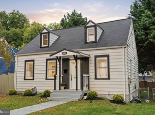2803 Greenway Blvd, Falls Church, VA 22042