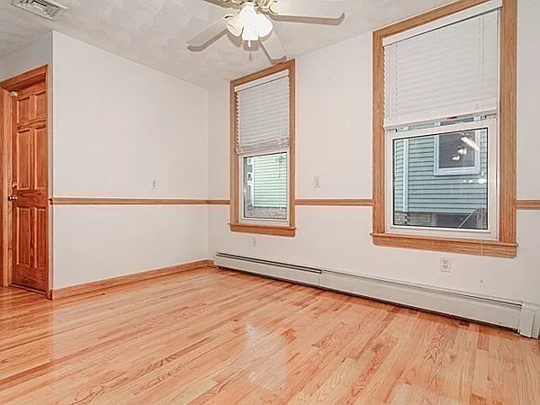 24 Burnside Ave #24 — Photo 7