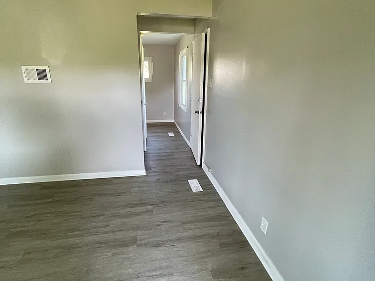 4970 Tennessee St — Photo 5