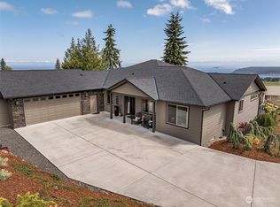 140 Tamerlane Loop, Sequim, WA 98382