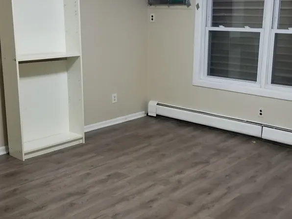 54 Poplar Street image 2 of 5