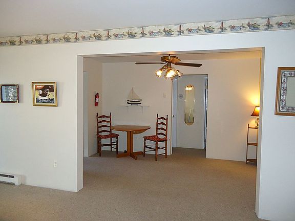 4th image of 66 Whitefield Ave APT 105