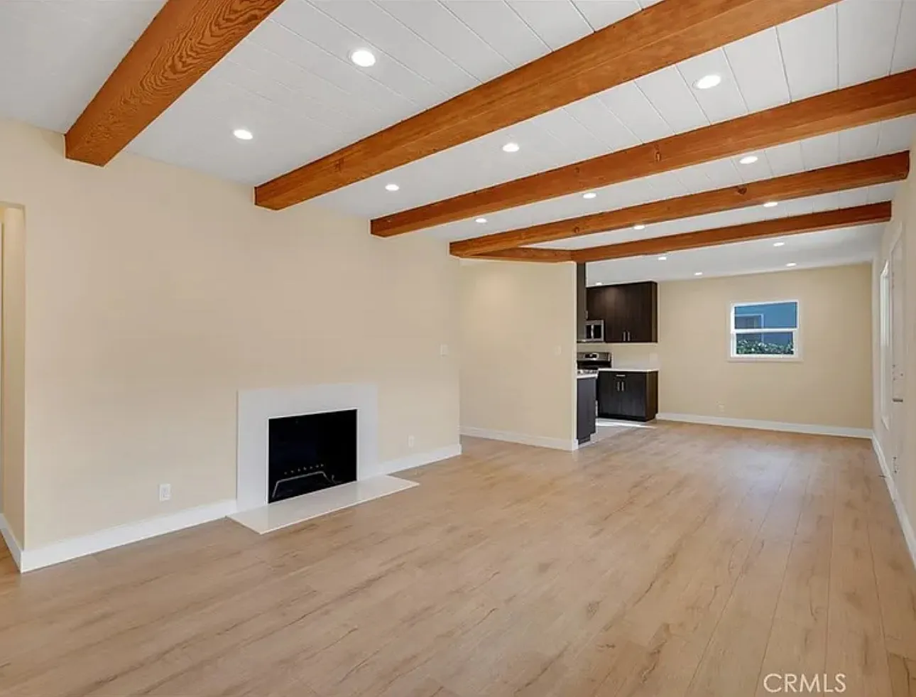 3 bed, 1250 sqft, $3,750 — Photo 3