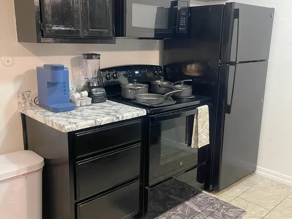 520 Tennessee St NE Unit B, Albuquerque, NM 87108