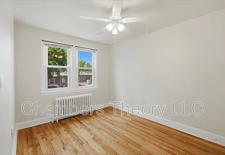 2230 Observatory Pl NW — Photo 5