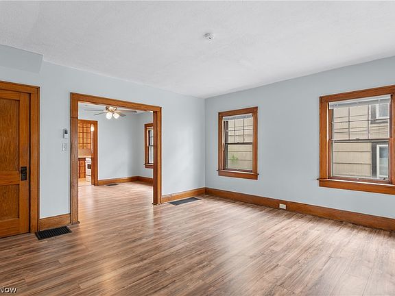 5th image of 1236 North Ave NE