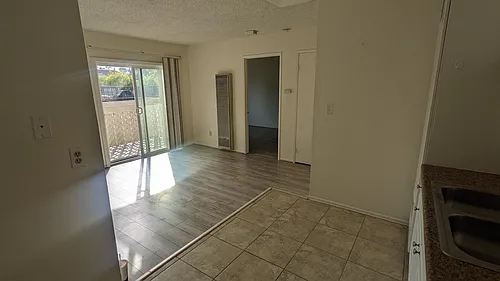 16961 Green Ln #5 Photo 1