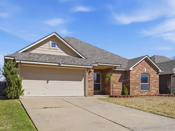 21195 E 39th St S, Broken Arrow, OK 74014