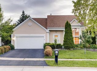3148 Village Green Dr, Aurora, IL 60504
