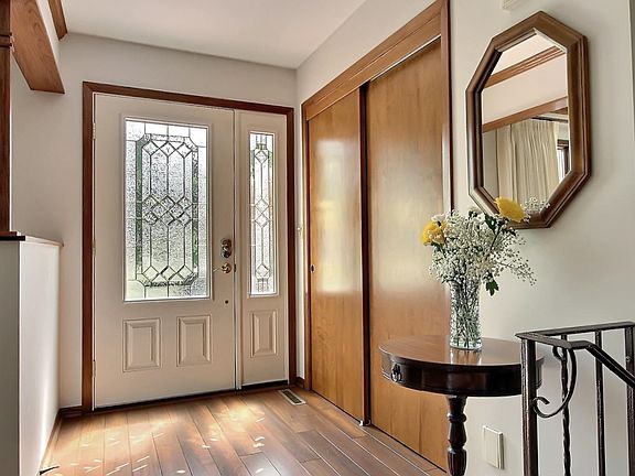 FRONT FOYER