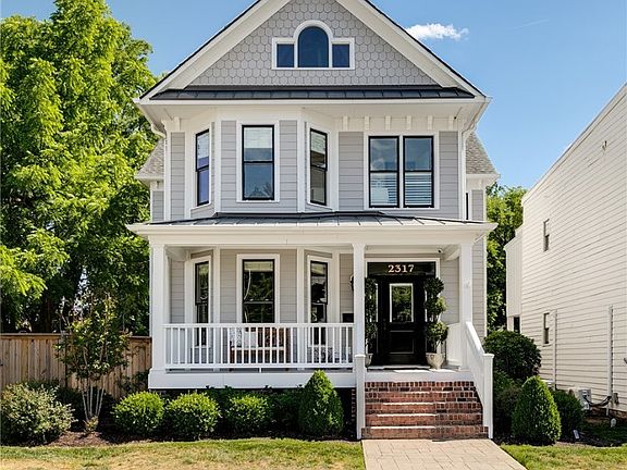 2nd image of 2317 Carrington St