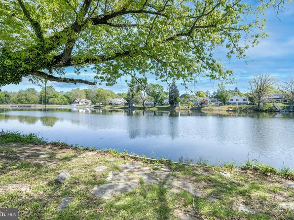 540 Park Ave, Swedesboro, NJ 08085