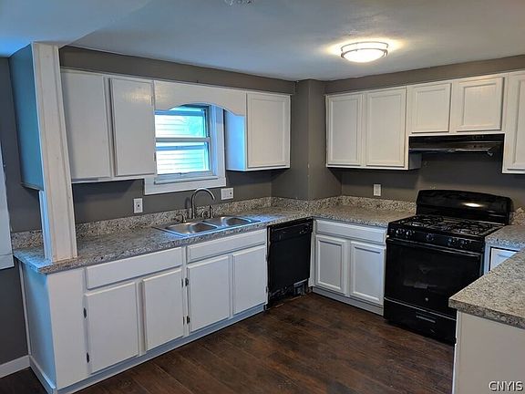 2nd image of 622 Breman Ave