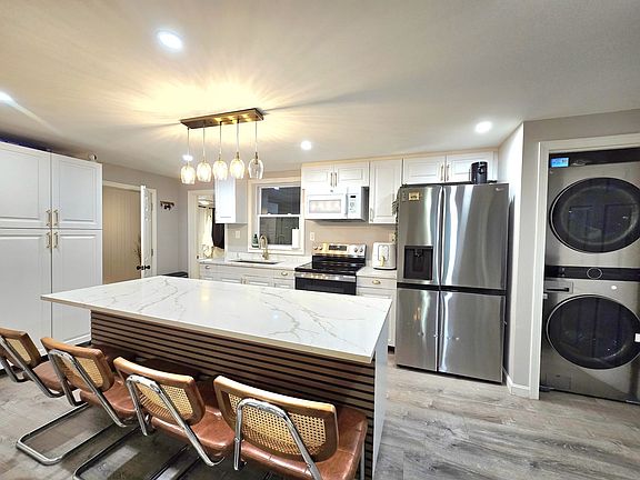 5th image of 81 Limerick St #1