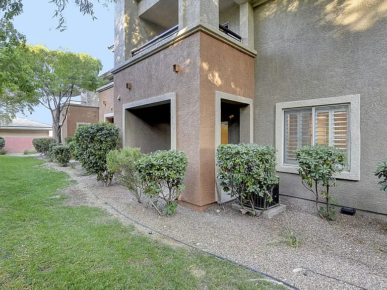 716 Peachy Canyon Cir #103 — Photo 44